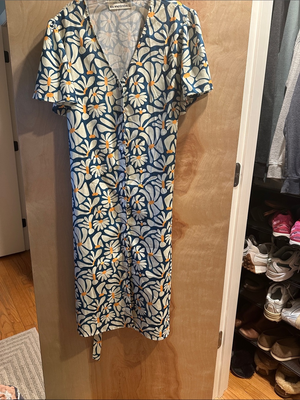 Blue Floral Button-Front Midi Dress with Yellow Daisy Accents
